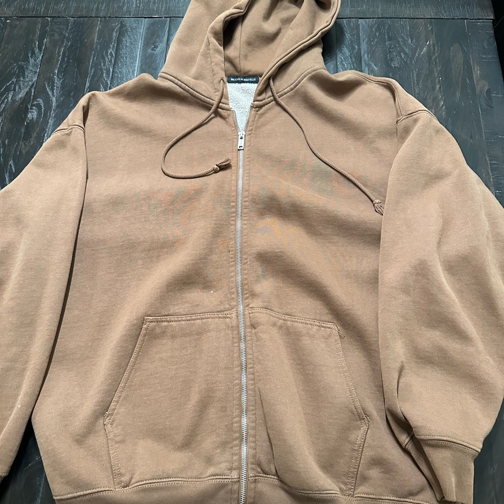 One size Brandy Melville, brown long sweatshirt